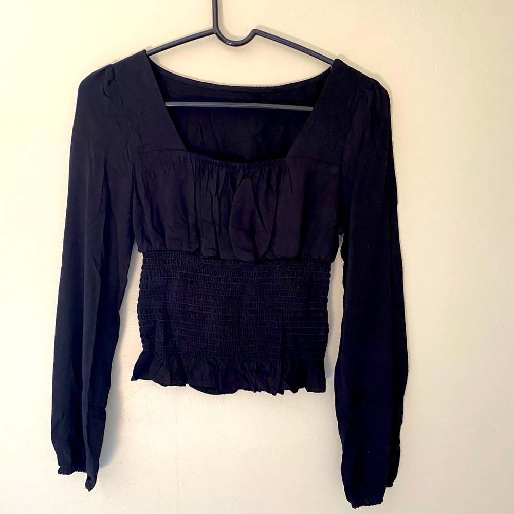 Long sleeve fitted blouse